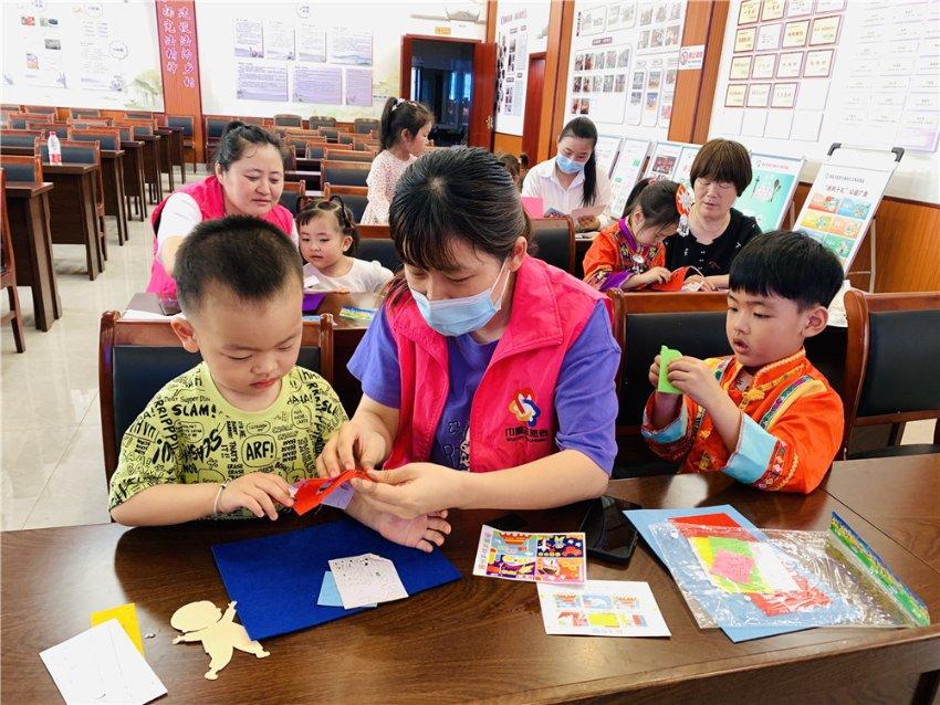 为什么大学生都不愿意听政治课,却依旧要上课呢?- 专业问答网站